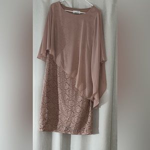 KIMCURVY Plus Size Cape Dress